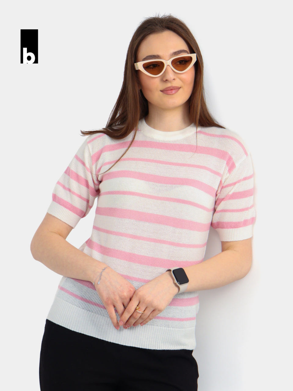Milk-pink striped knitted T-shirt with openwork texture